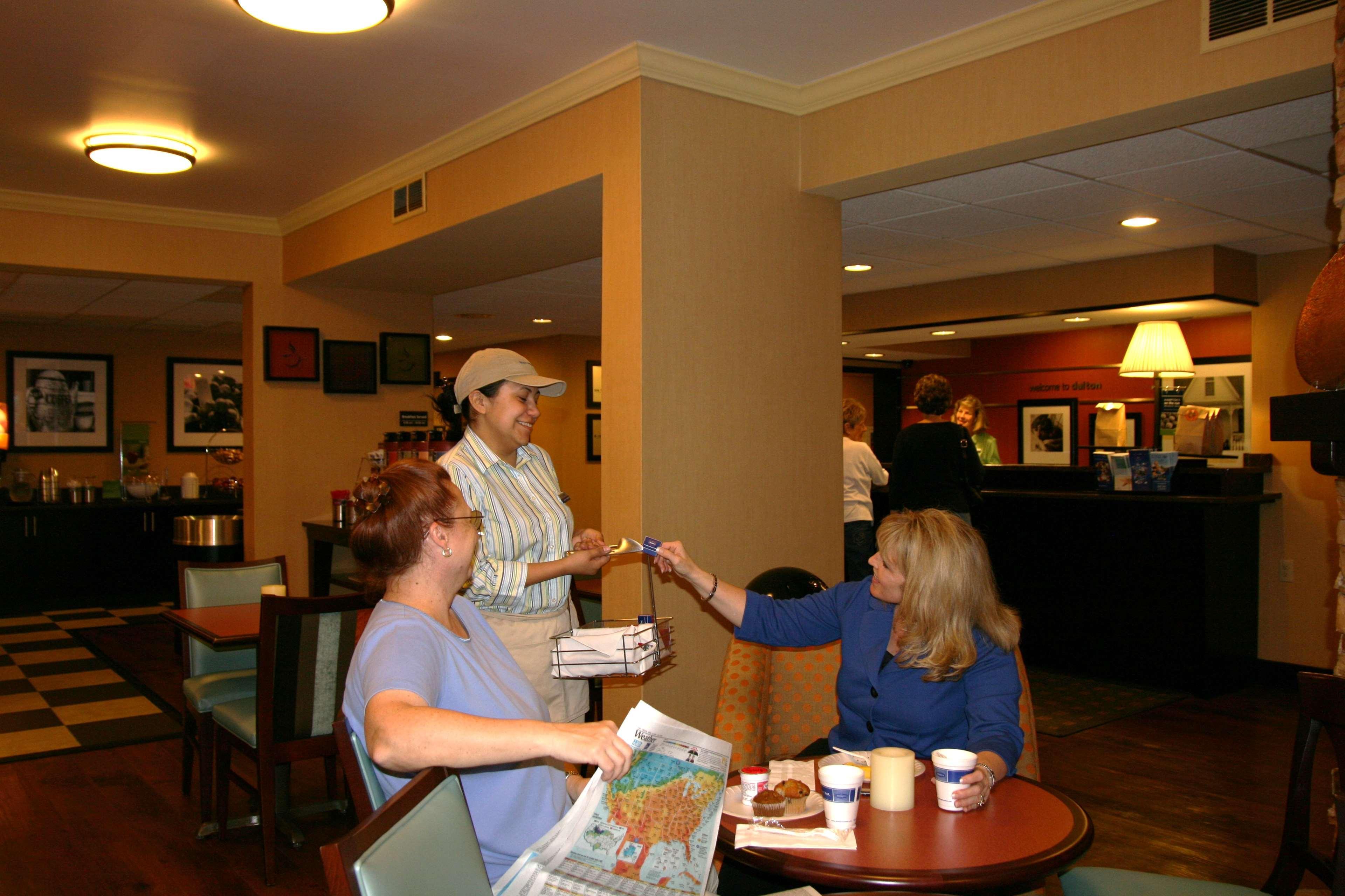 Hampton Inn Dalton Restaurang bild