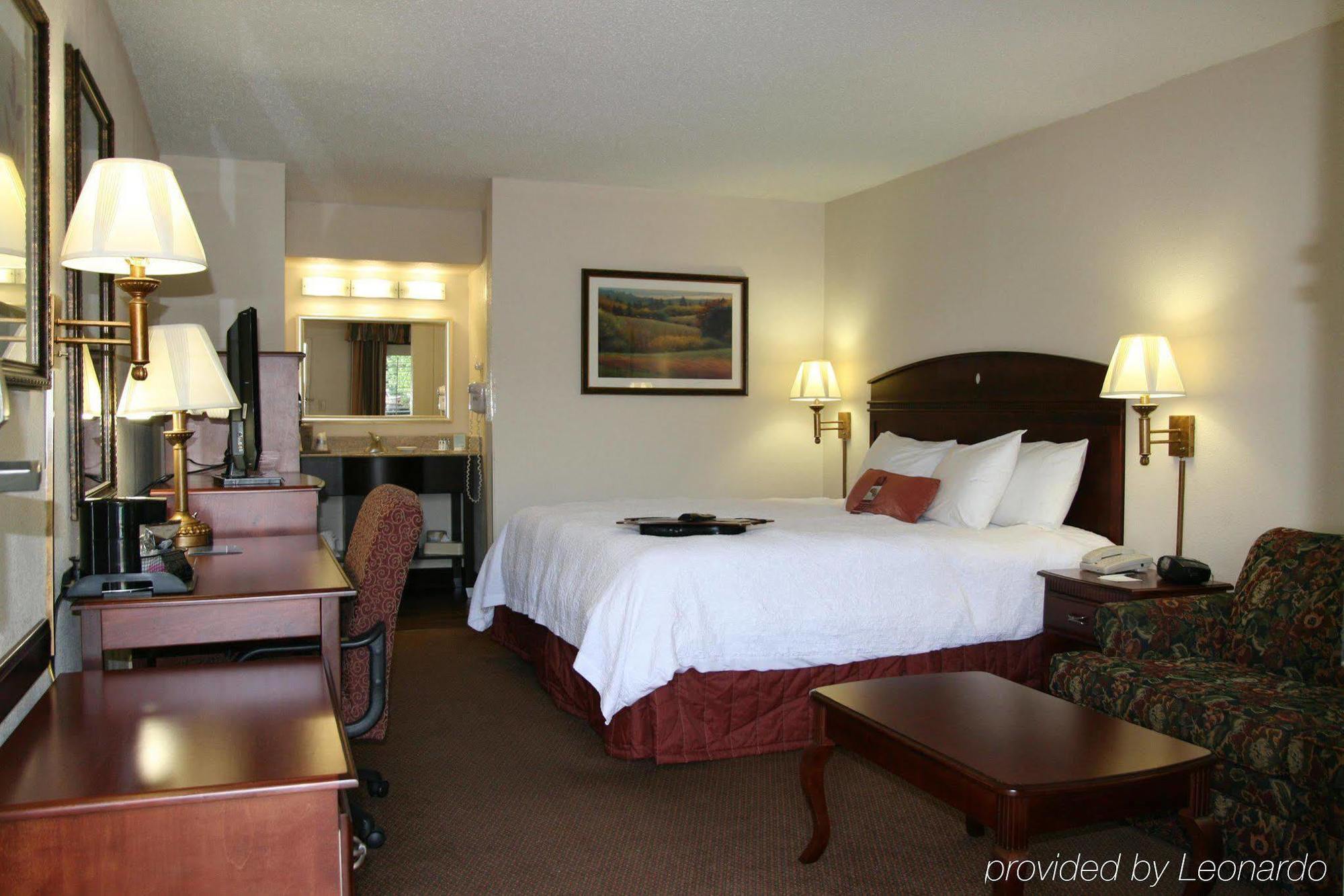 Hampton Inn Dalton Exteriör bild