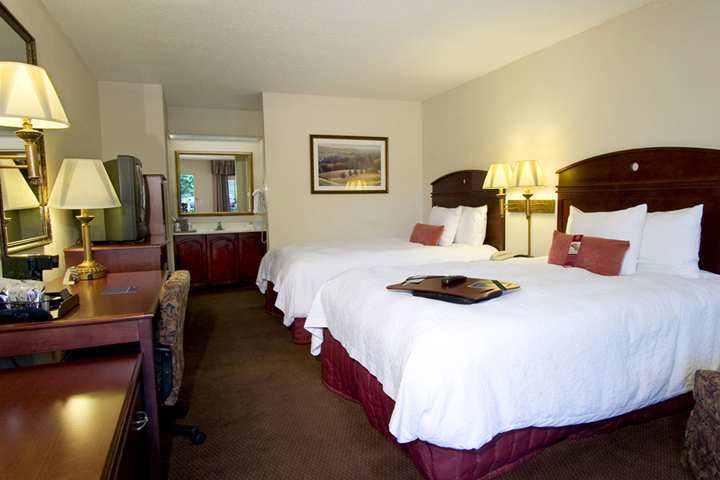 Hampton Inn Dalton Exteriör bild